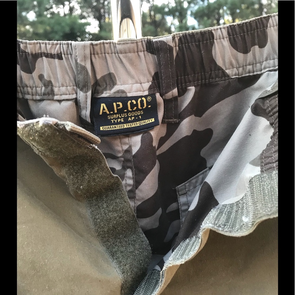 A.P.C.O. SURPLUS GOODS CAMOUFLAGE BIG BOY SHORTS - Picture 5 of 8